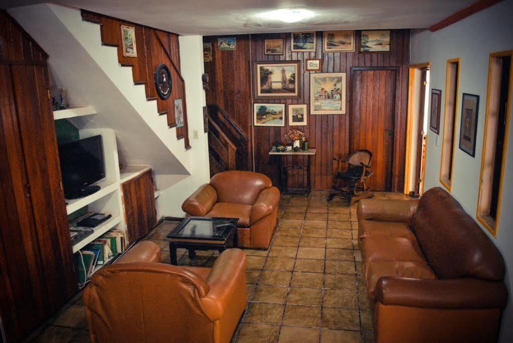 Cabo Frio Fun Hostel Buitenkant foto